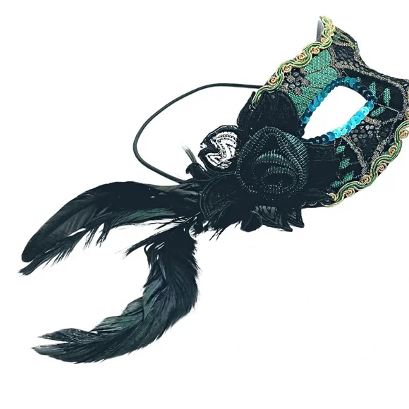 🎭TEAL/BLACK MASQUERADE HALLOWEEN MASK WITH SEQUINS, LACE, FABRIC ROSE & FEATHER - Picture 4 of 6